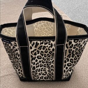 Lands End small canvas open tote leopard pattern